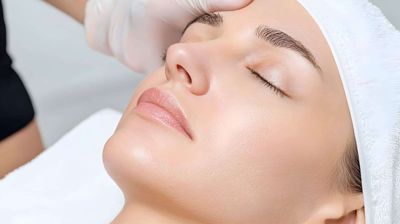 The Honeydew Refresh service for a refreshed-looking glow
